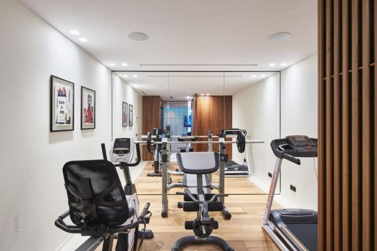 Read Host Profile Before Request - Luxury Sea View