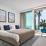 Read Host Profile Before Request - Luxury Apartment Sea View