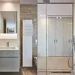 Read Host Profile Before Request - Luxury Apartment Sea View