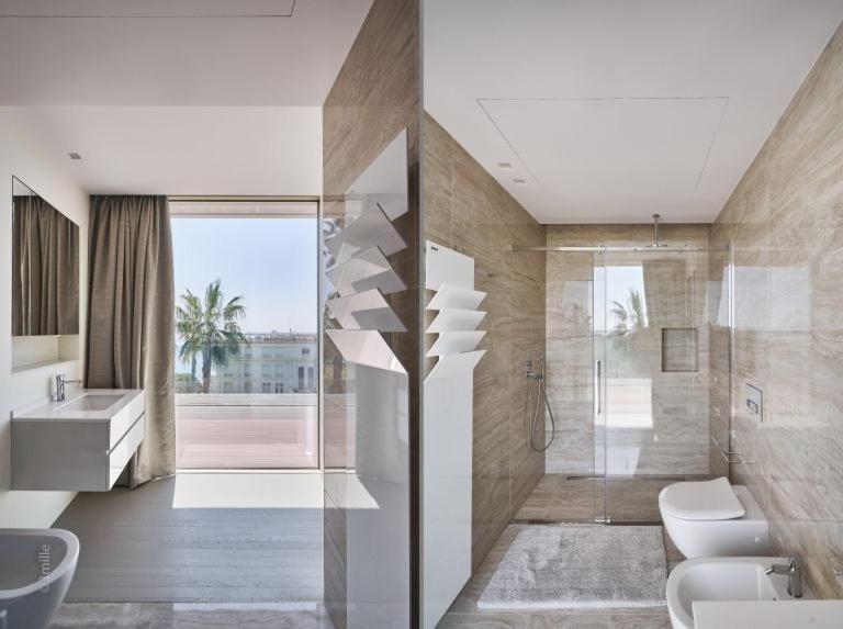 Read Host Profile Before Request - Luxury Sea View Apartamento *